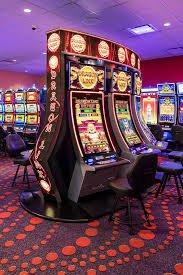 Red Tiger slot game in full-screen mode showing active paylines and win calculation